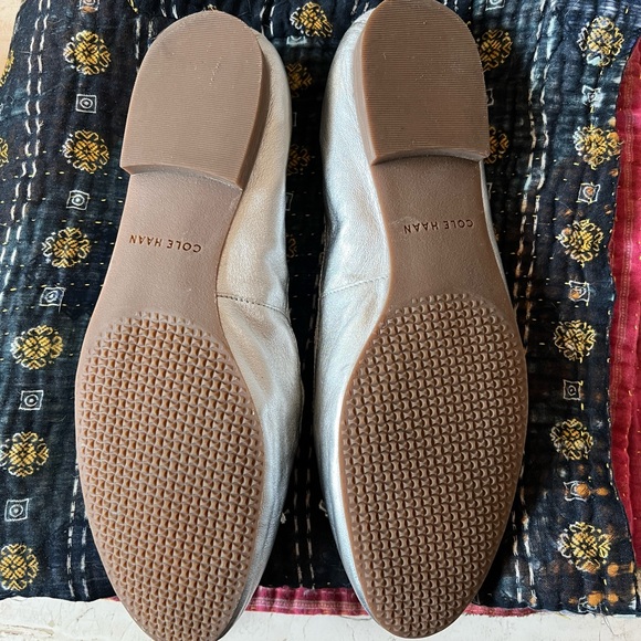 Cole Haan Kiera Silver Ballet Flat 11 - Picture 3 of 4